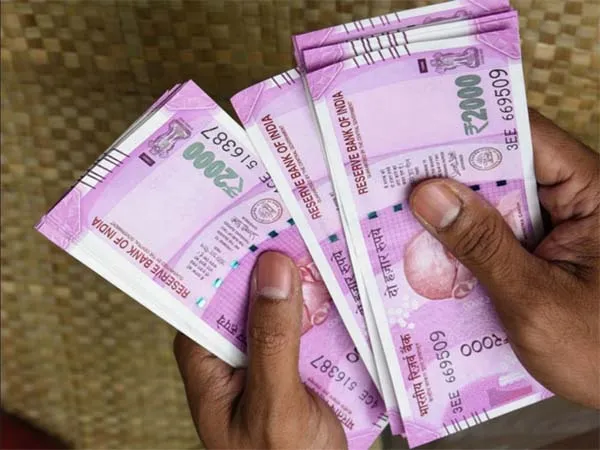 rupees 2000